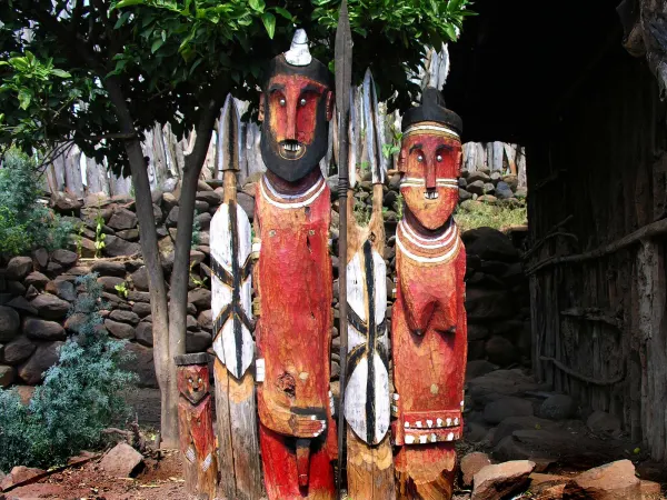 Konso Tribe — Cushitic farmers behind a UNESCO-listed cultural landscape.